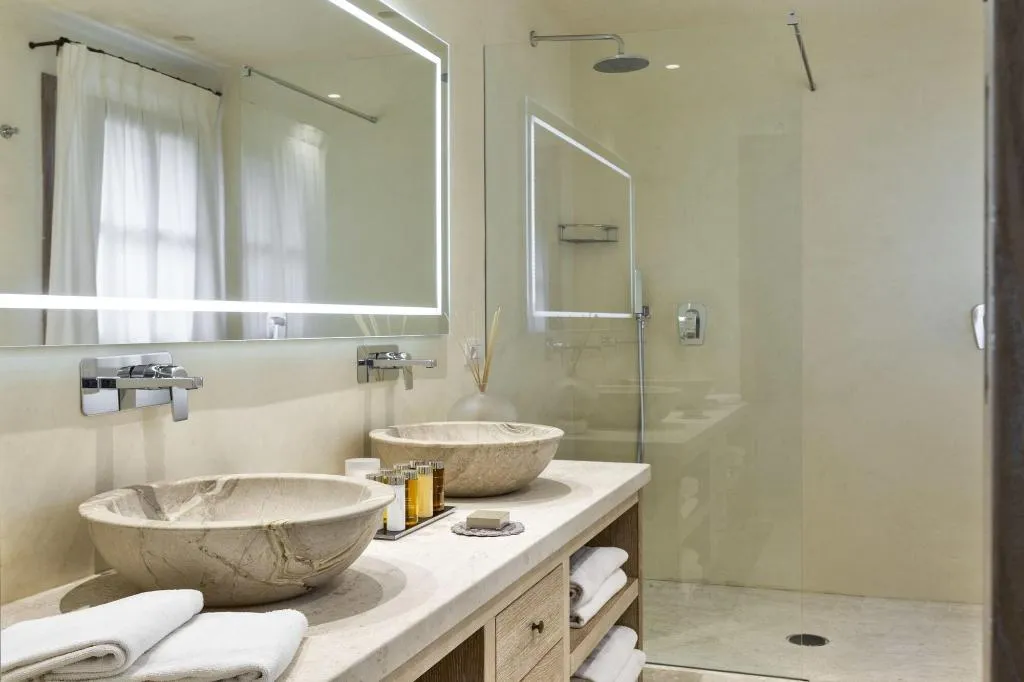 Room, Hotel Li Finistreddi, Olbia