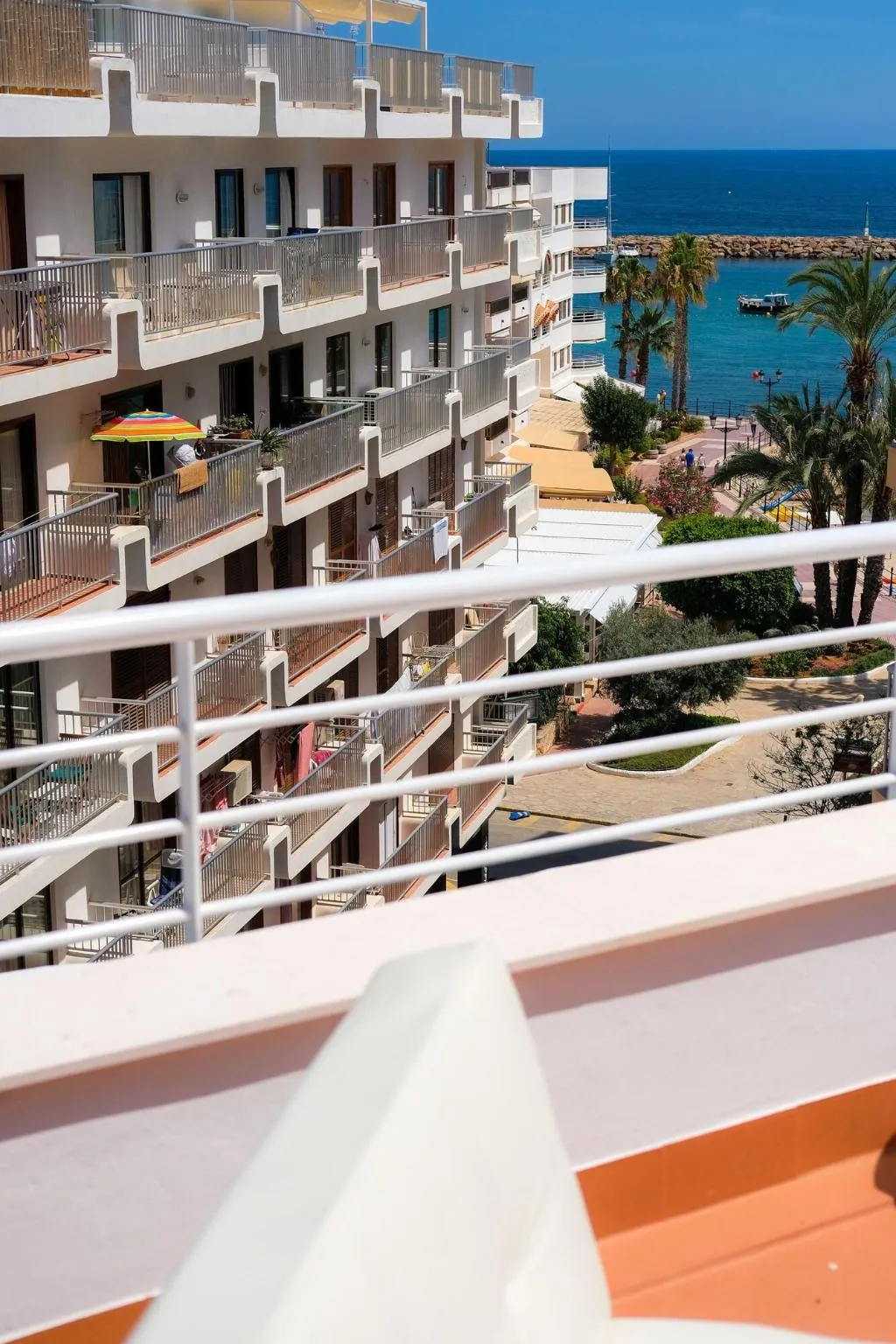Room, S'Alamera Suites Hotel & Apartments, Ibiza