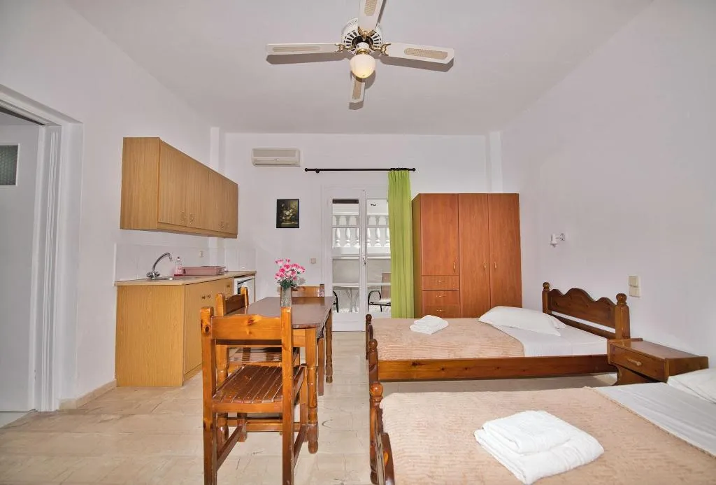 Room, Ira Apartments, Santorini