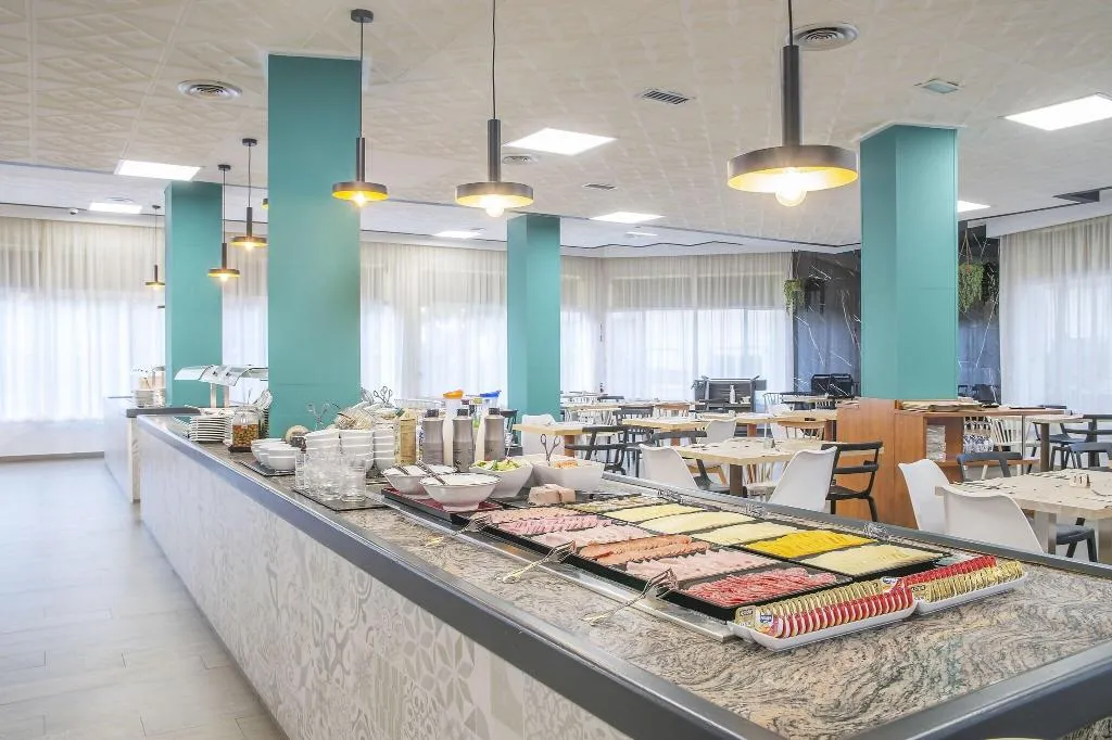 Restaurant, Hotel Lloret Santa Rosa by Pierre & Vacances, Costa Brava