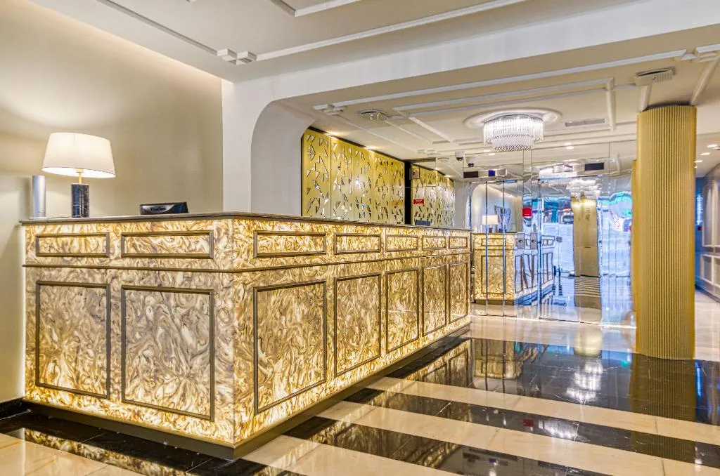 Lobby, Hotel Borges Chiado, Lisbon