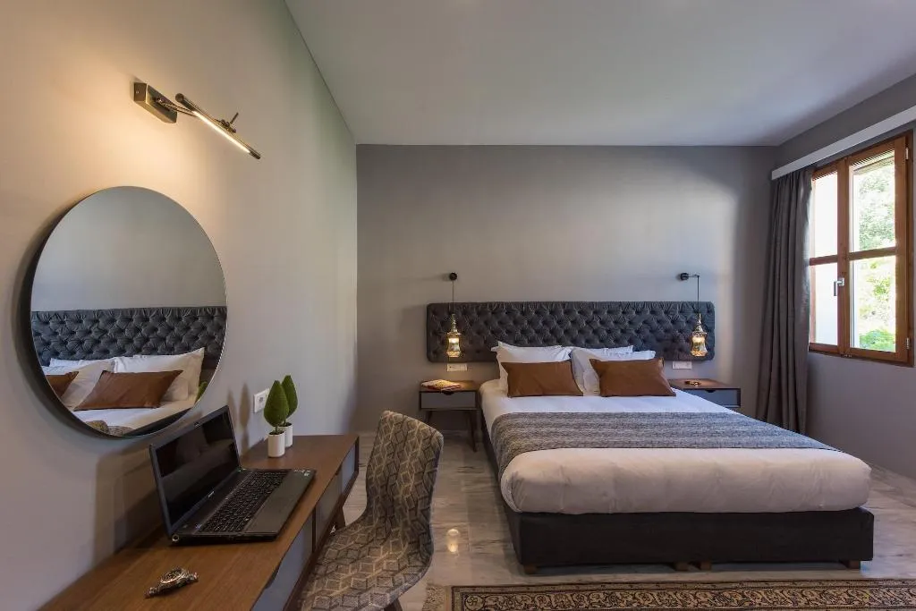 Room, Minaret Suites & Apartments, Crete
