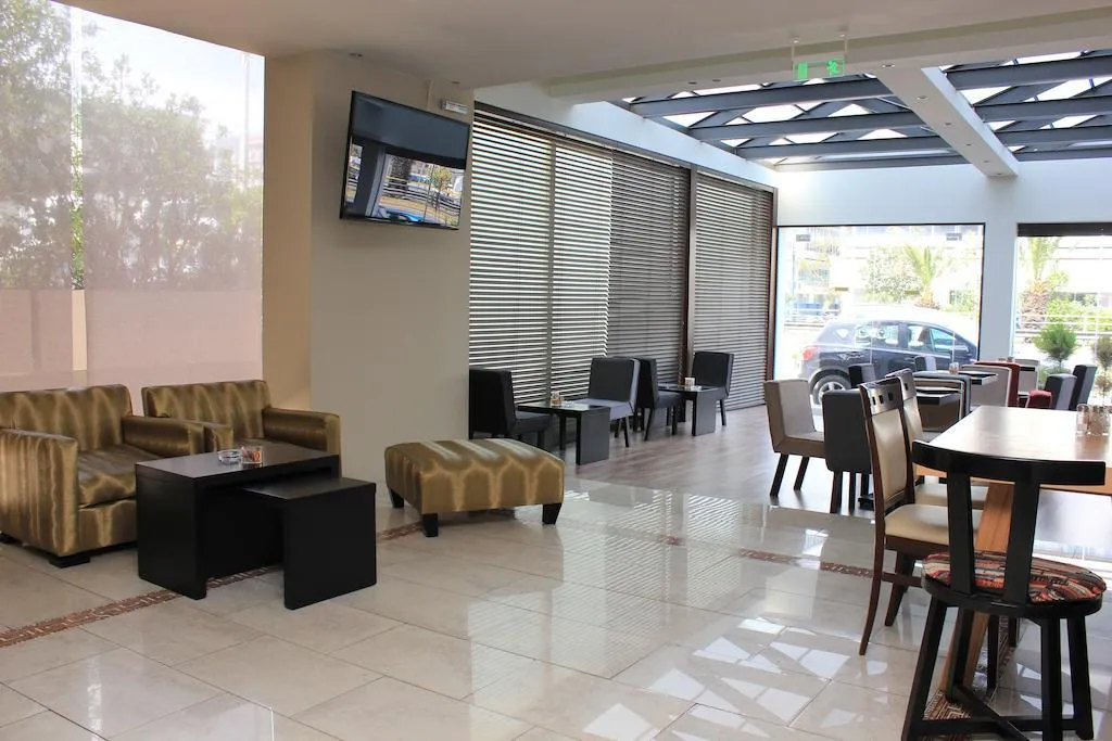 Lobby, Hellinis, Athens
