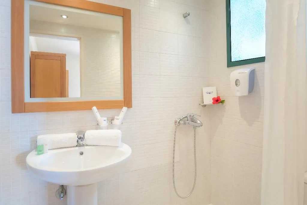 VILLA FOUR BEDROOMS Room, Miramare Resort & Spa, Crete