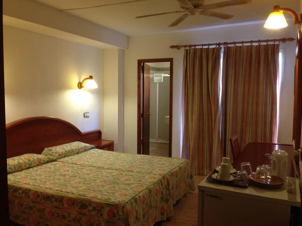 General view, Hostal De La Caravel-La Ii, Majorca