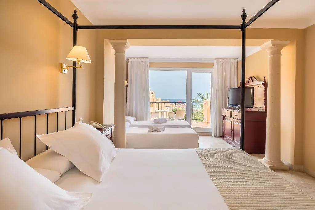 FAMILY ROOM SUPERIOR Room, Hotel Guadalmina, Costa Del Sol