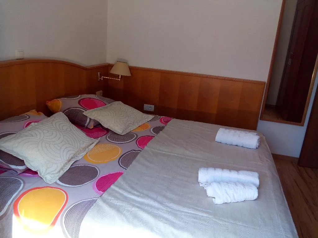 APARTMENT STANDARD Room, House Perone, Dubrovnik