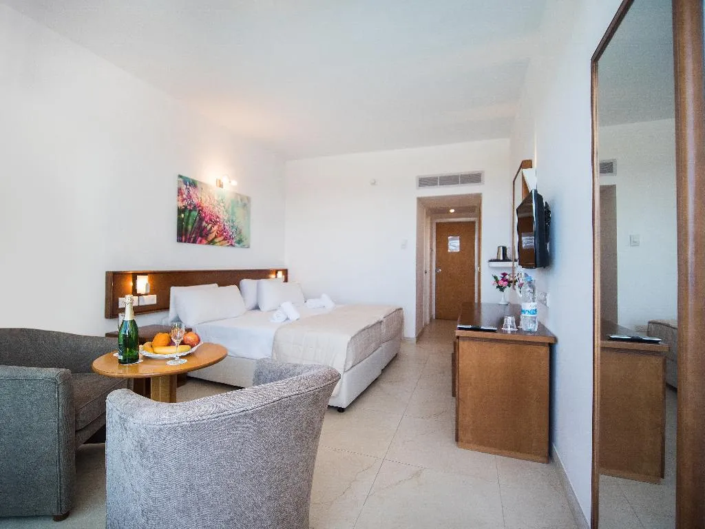 Double or Twin PARK VIEW Room, Avlida, Cyprus