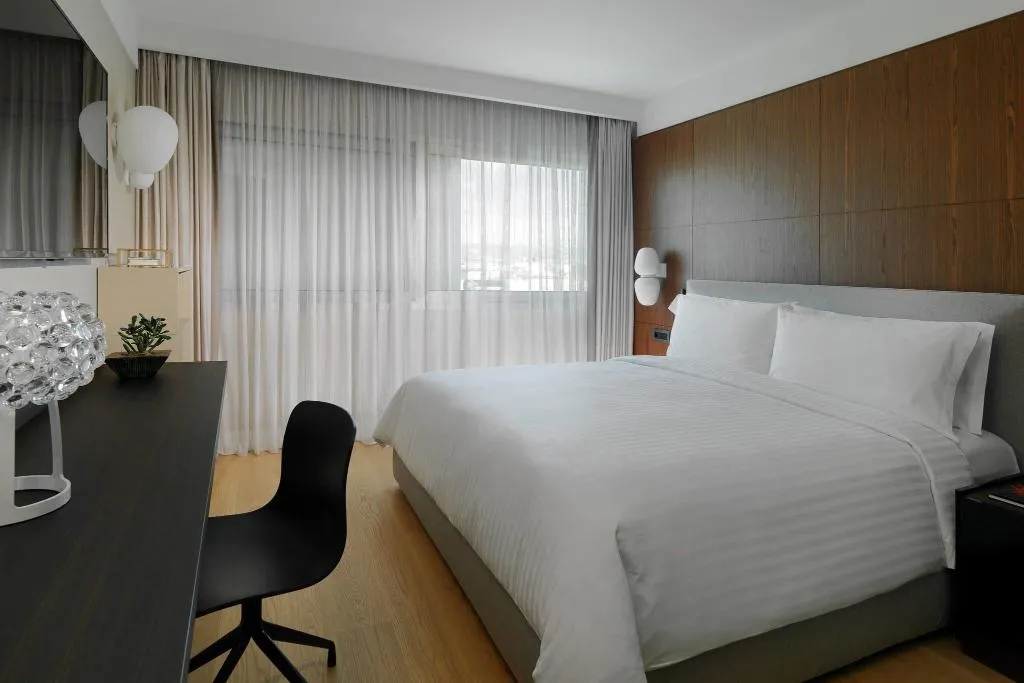 Room, Athens Marriott Hotel, Athens