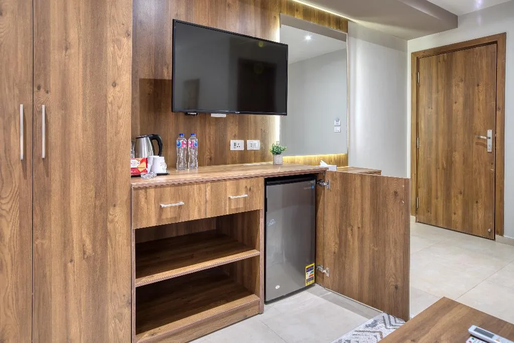 JUNIOR SUITE CAPACITY 1 Room, Nozol Pyramids Hotel & SPA, Cairo