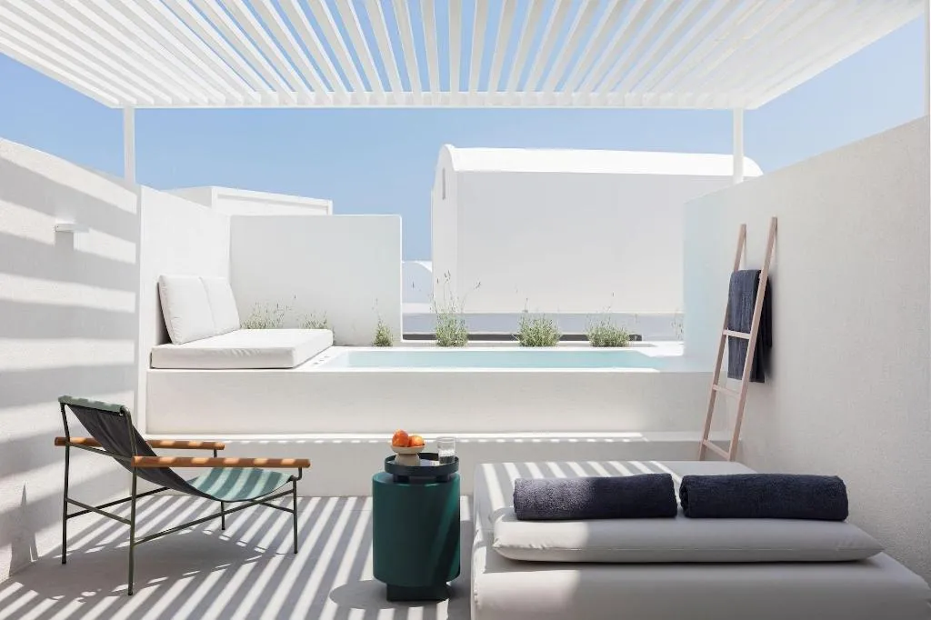 Room, Neo Luxury Suites, Santorini
