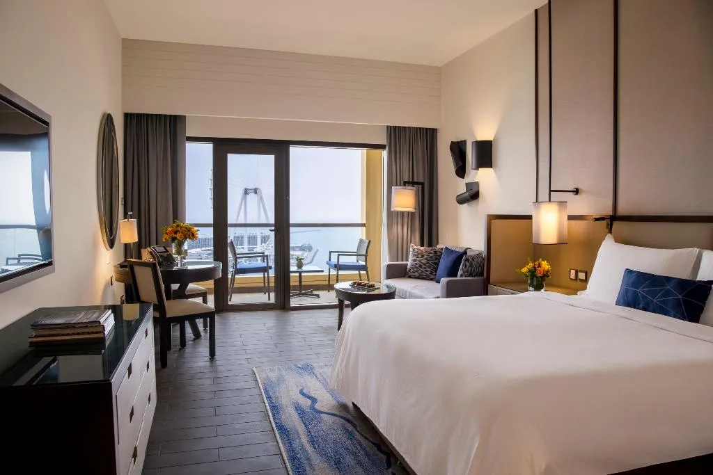 DOUBLE SEA FRONT Room, Amwaj Rotana-Jumeirah Beach, Dubai