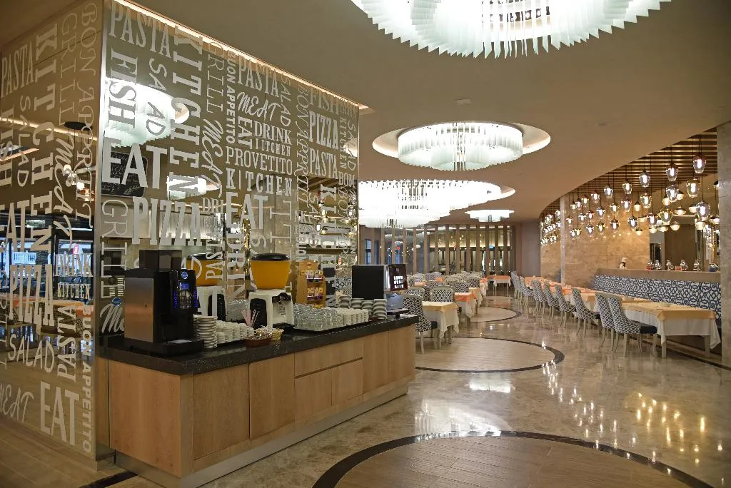 Restaurant, Royal Wings Hotel, Antalya