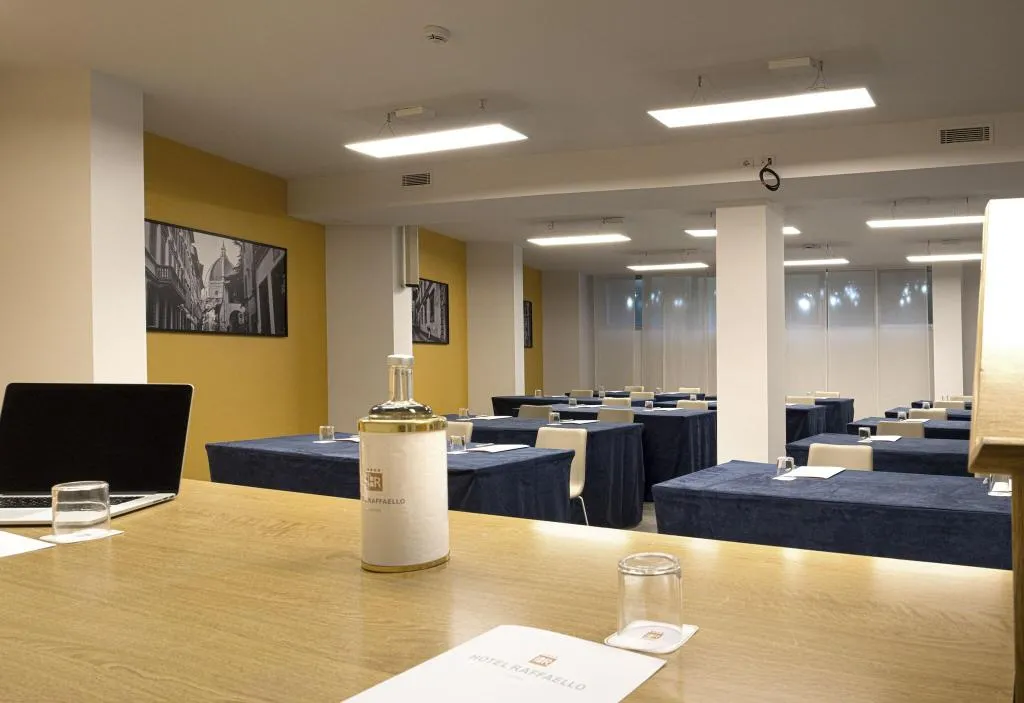 Conferences, Raffaello, Florence