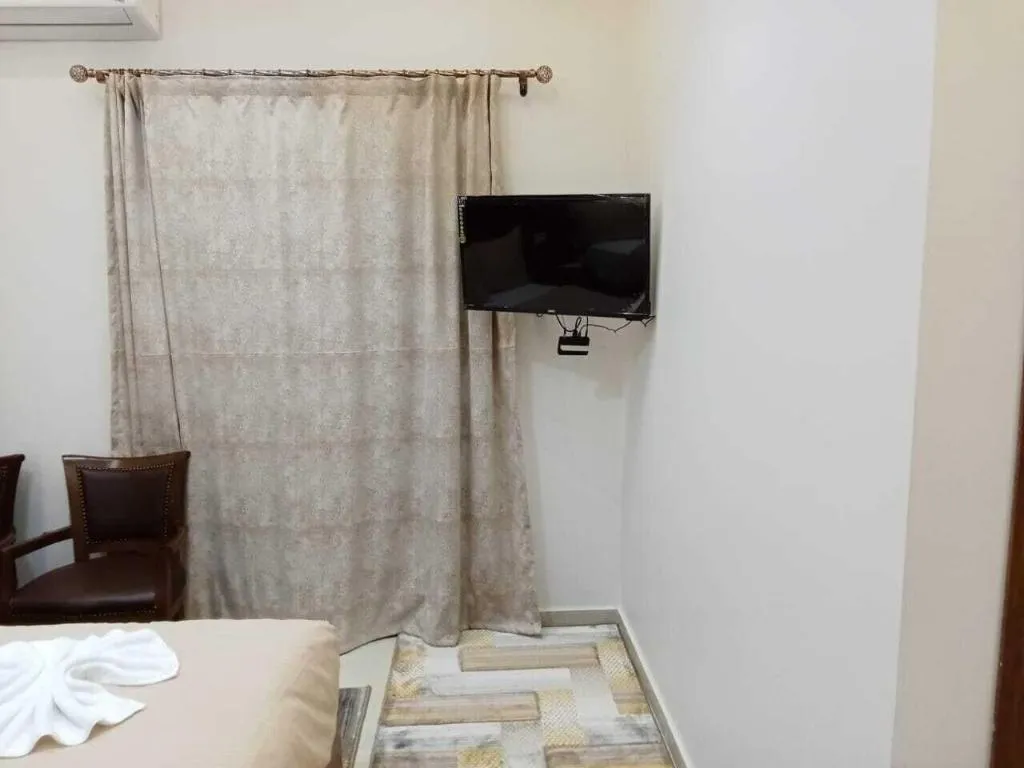 Room, New Panorama Inn, Cairo