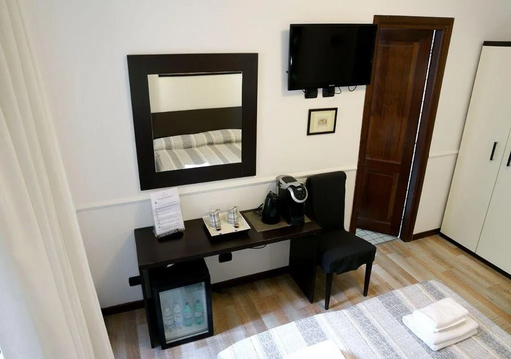 Room, Few Steps From Colosseum, Naples
