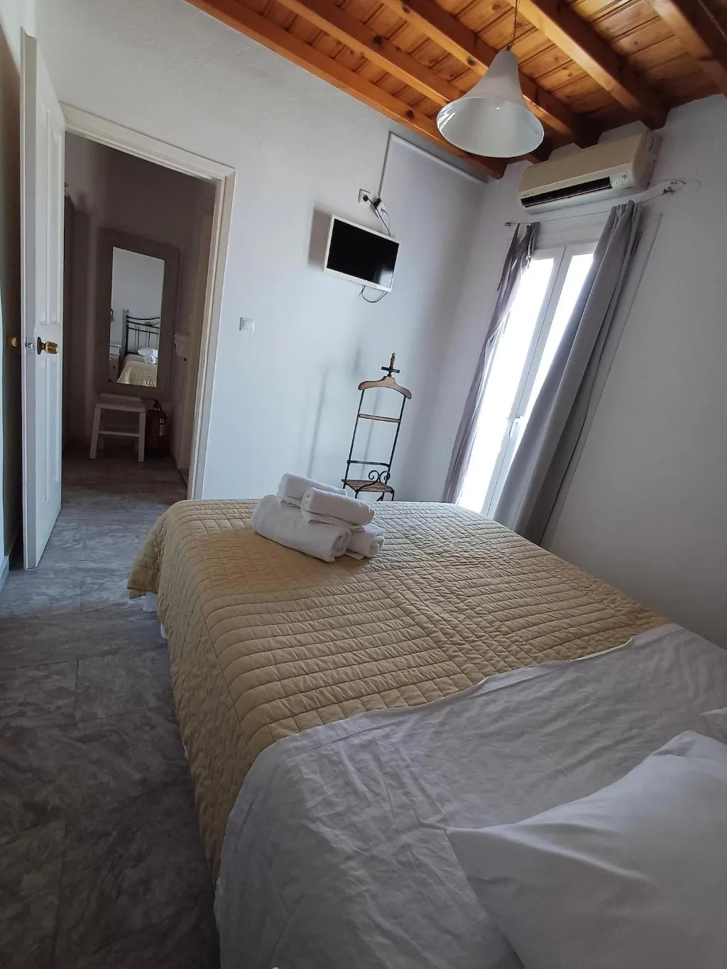 Room, Manos Rooms, Mykonos