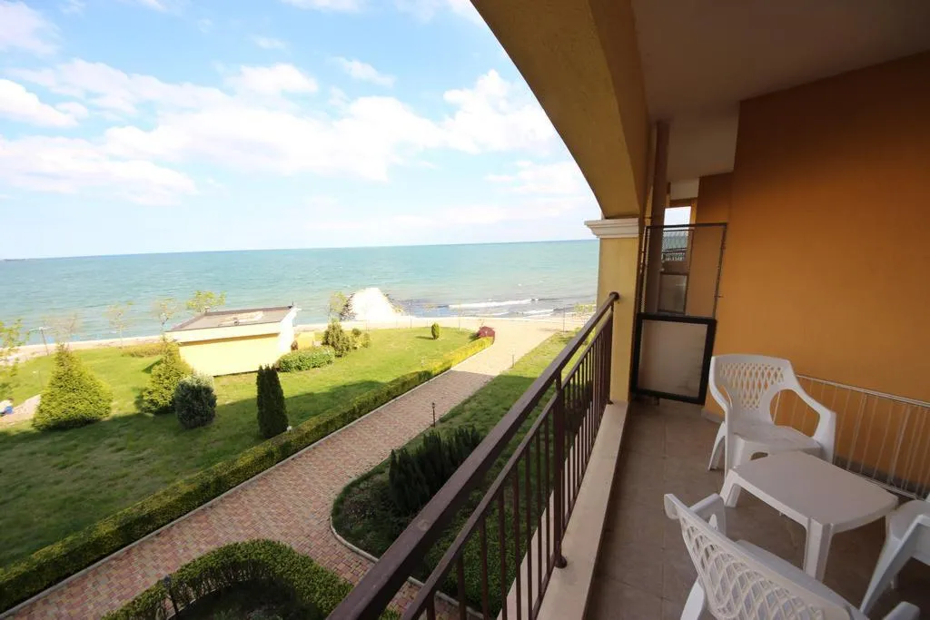 STUDIO SEA VIEW Room, Menada Grand Resort Apartments, Bourgas