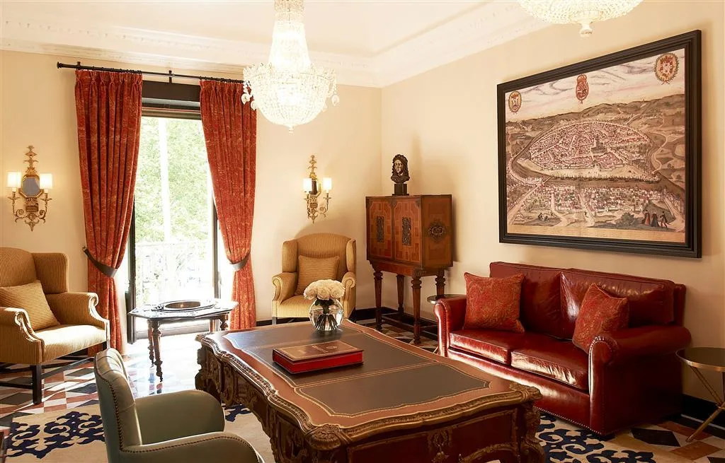 General view, Alfonso XIII, Seville