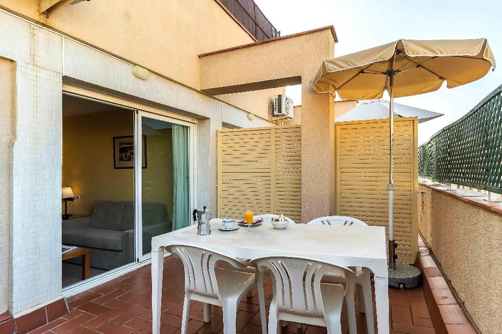 APARTMENT WITH TERRACE Room, Aparthotel Bertran, Barcelona