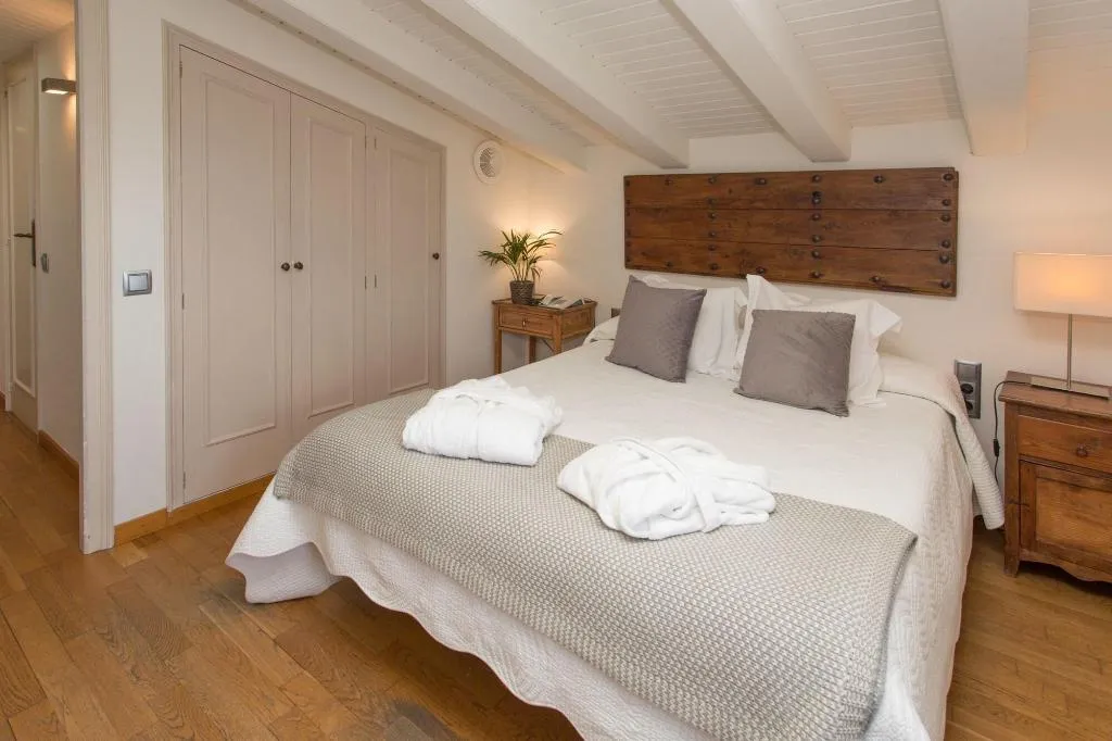 Room, Hostal De La Plaça, Barcelona