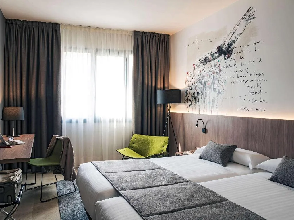 TRIPLE STANDARD Room, Mercure Barcelona Condor, Barcelona
