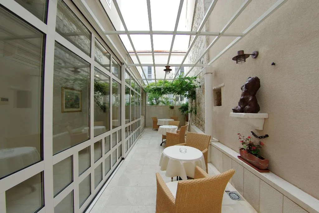 Lobby, Croatia, Split
