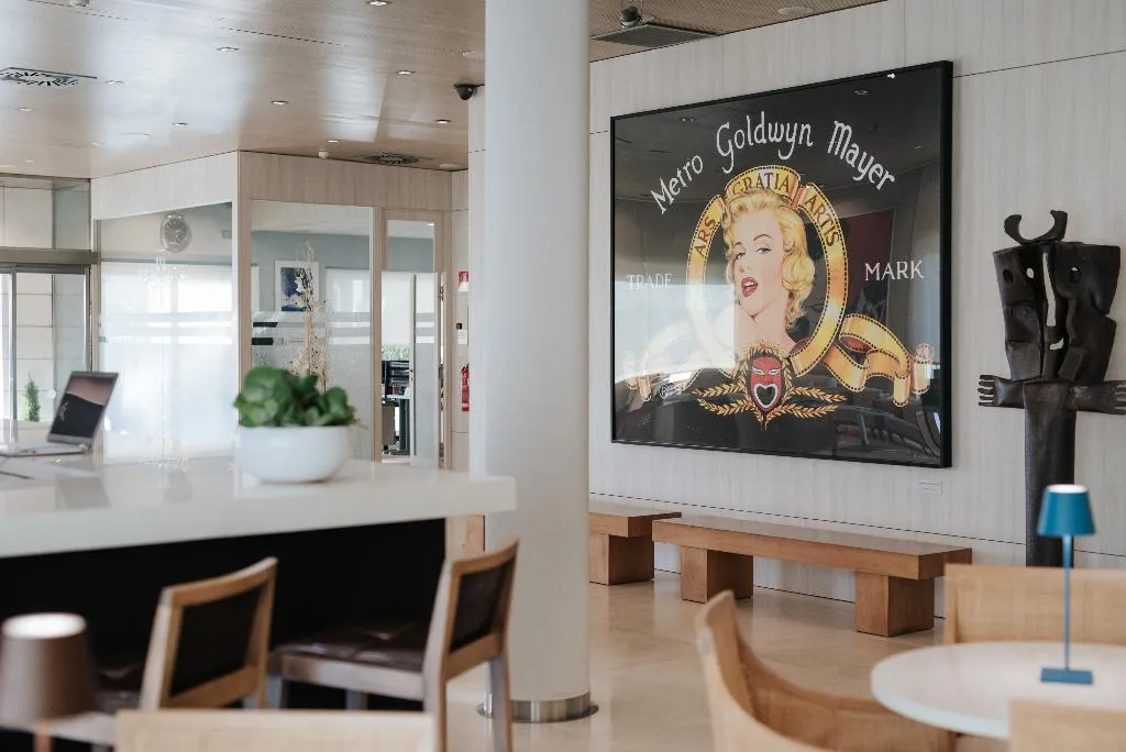 Lobby, Neptuno, Valencia