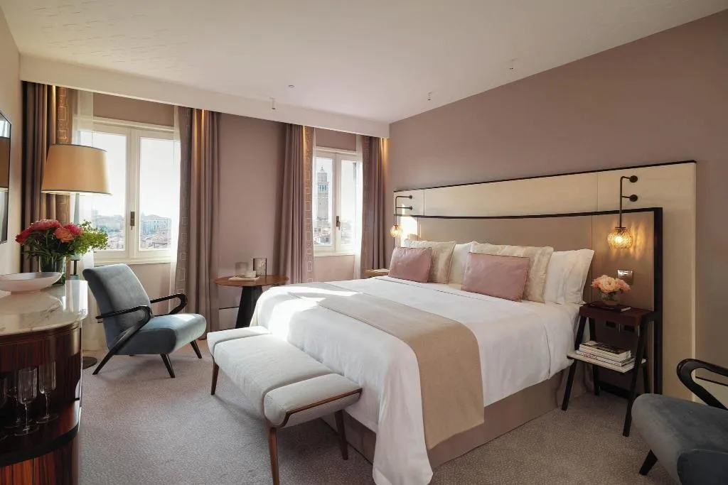 Room, The St Regis Venice, Venice