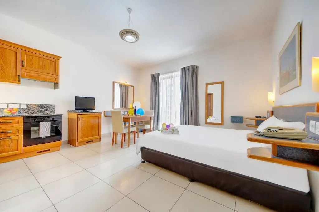 STUDIO STANDARD Room, AX Sunny Coast, Malta
