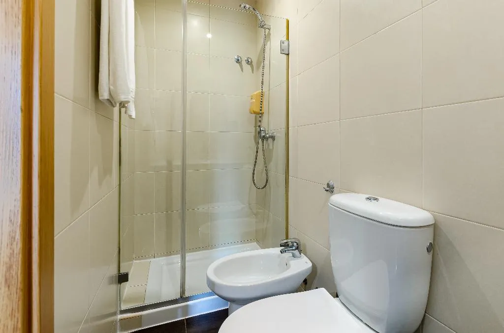 Double or Twin STANDARD Room, DAH Dom Afonso Henriques, Lisbon