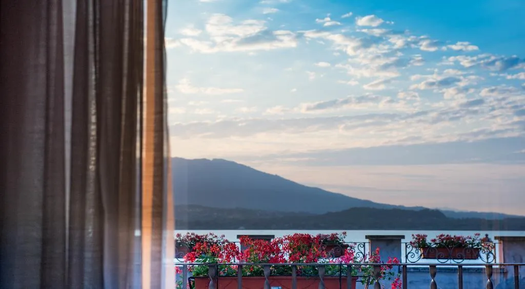 Terrace, Hotel Villa Carlotta, Milan