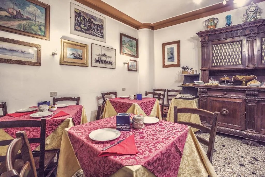 Restaurant, Ai Bareteri, Venice