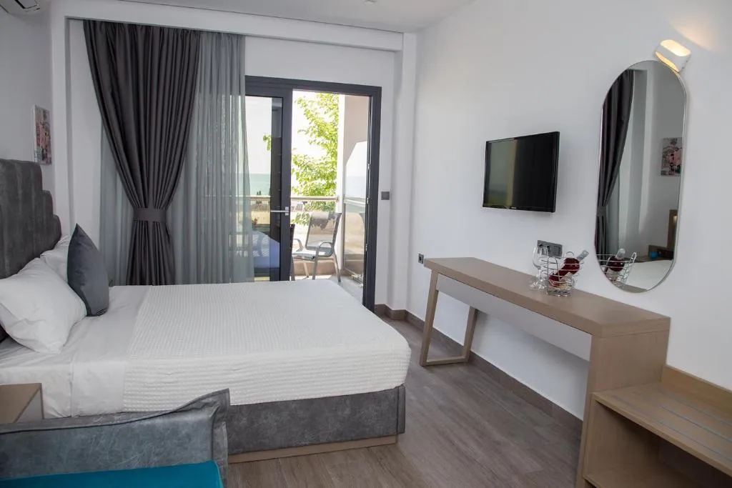 SUITE CLASSIC Room, Amalia Rooms Sea View, Thessaloniki