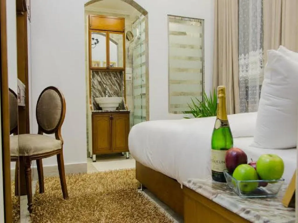 SINGLE STANDARD Room, Paris Hotel, Cairo