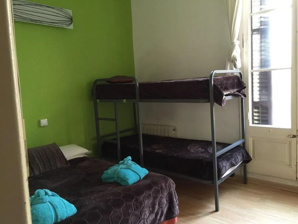 Room, Break BCN - Hostal & Coffeebar, Barcelona