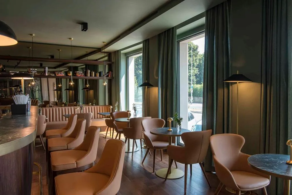 Bar, Columbus Urban Resort, Florence