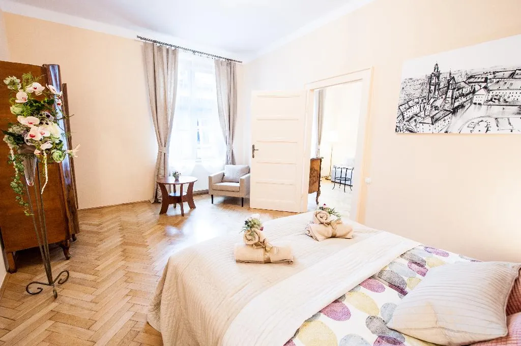 APARTMENT TWO BEDROOMS Room, Apartments Roman, Krakow