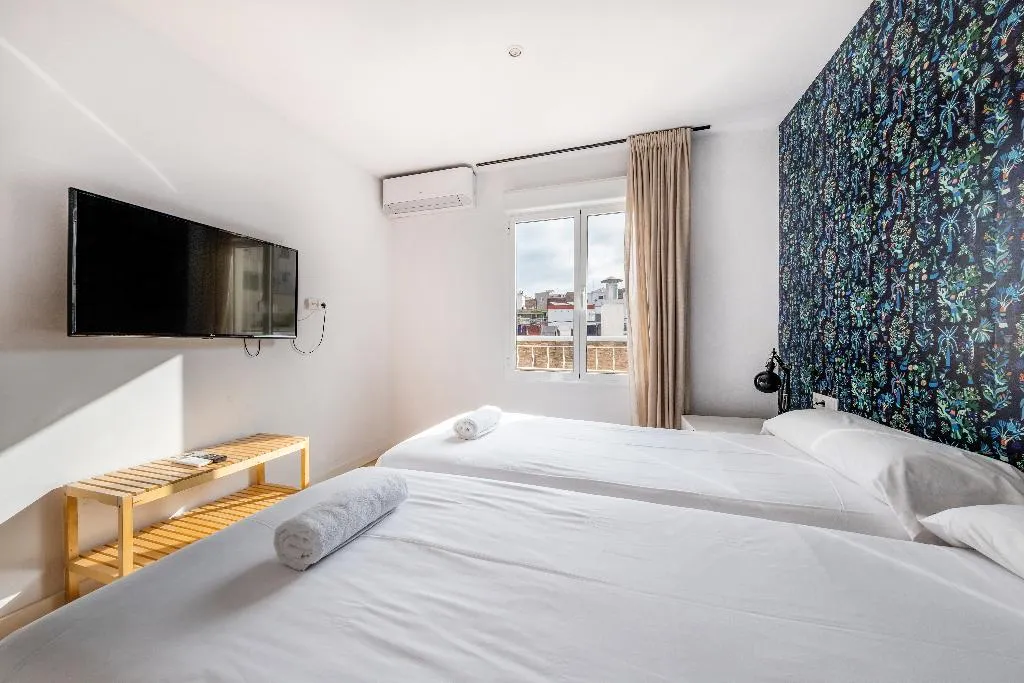 APARTMENT PENTHOUSE Room, Ainb Barcelona Sants Apartments, Barcelona