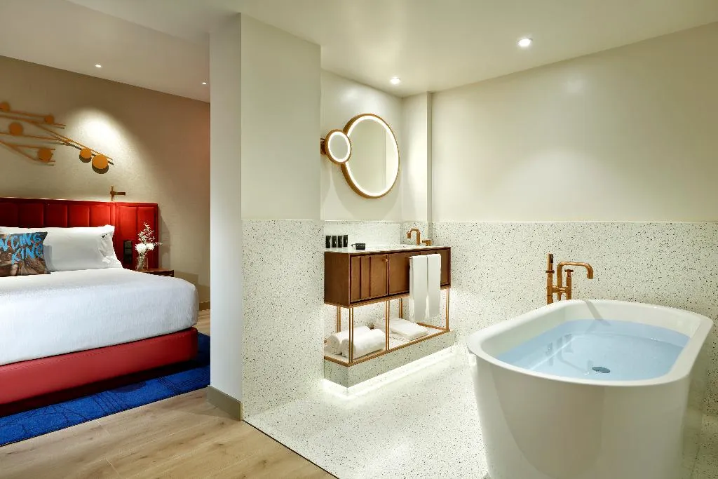 SUITE STANDARD Room, Hard Rock Hotel Madrid, Madrid