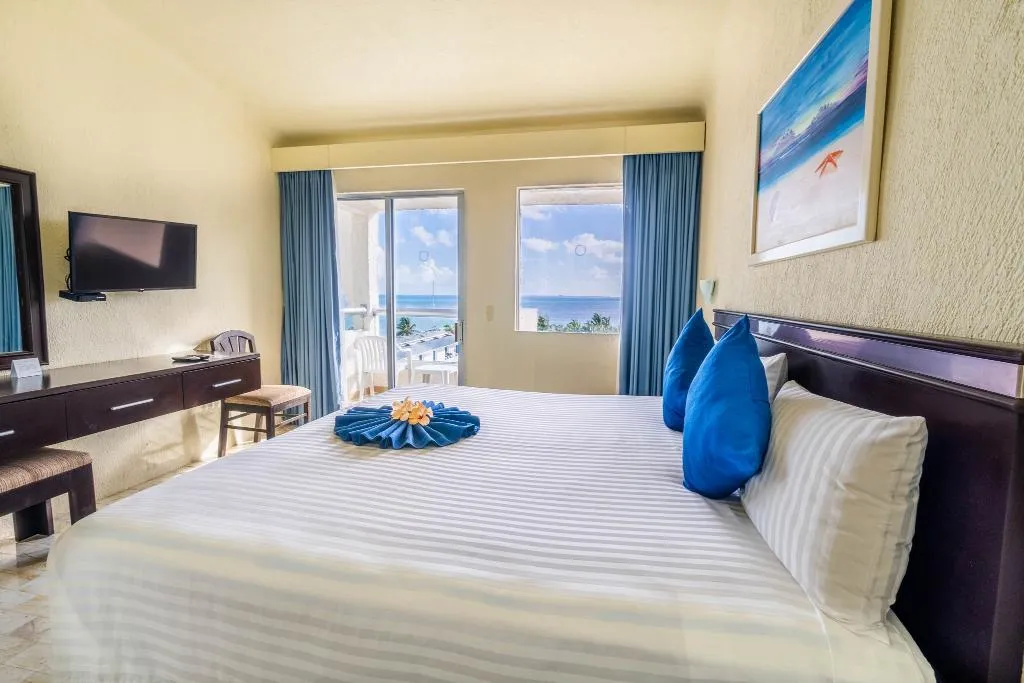 SINGLE SEA VIEW Room, Aquamarina Beach, Cancun Area