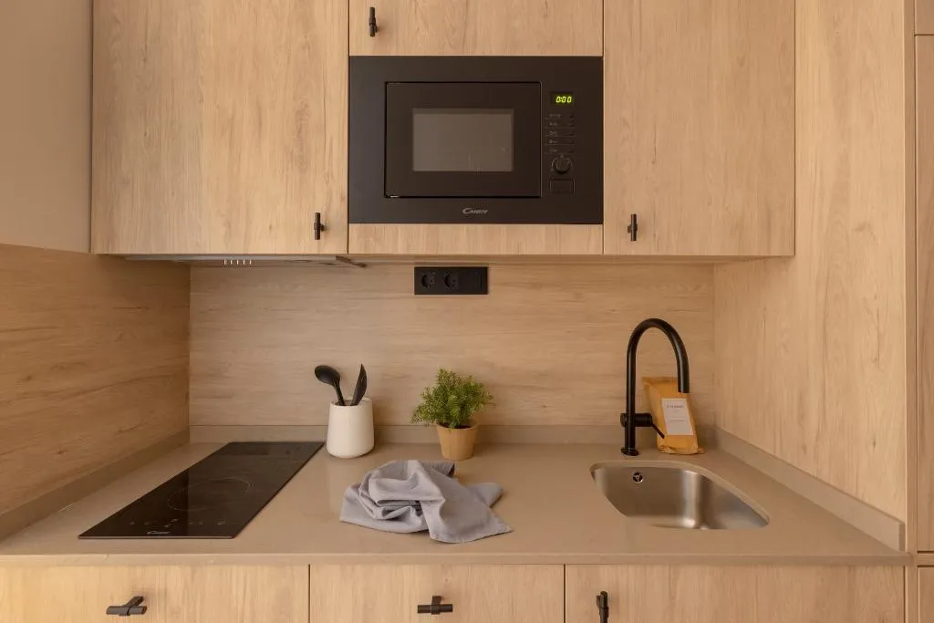 APARTMENT ONE BEDROOM WITH TERRACE Room, Libere Barcelona Sant Antoni, Barcelona