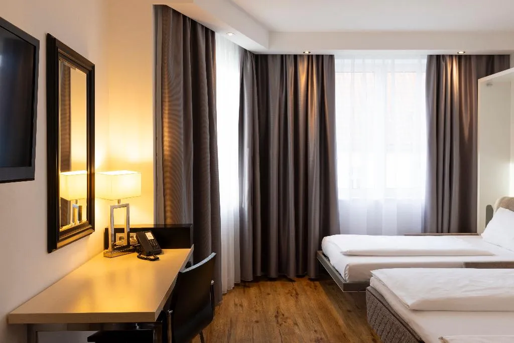 FAMILY ROOM STANDARD Room, Scandic Berlin Kurfürstendamm, Berlin