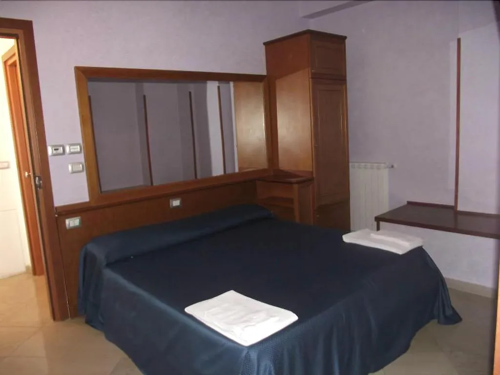 Room, Stranamore, Rome