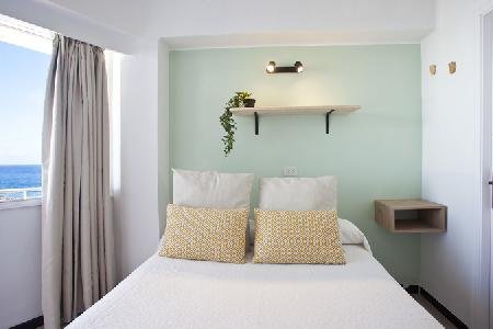 White Hill Hotel, Durres