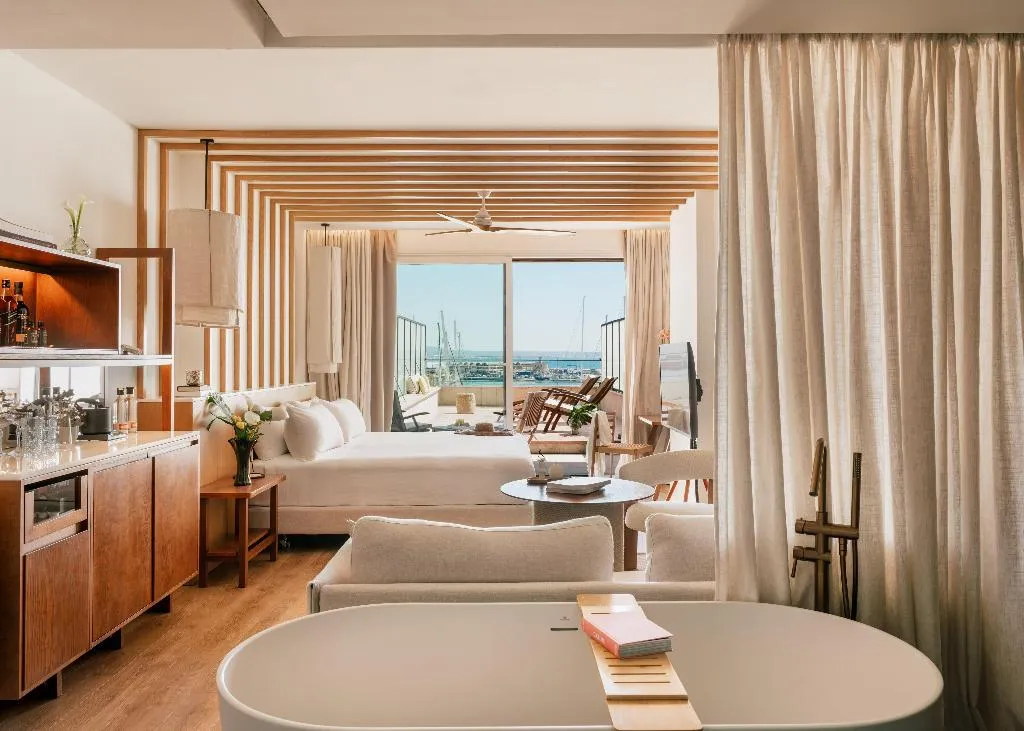 Double or Twin STANDARD Room, Hotel Victoria Gran Meliá, Majorca
