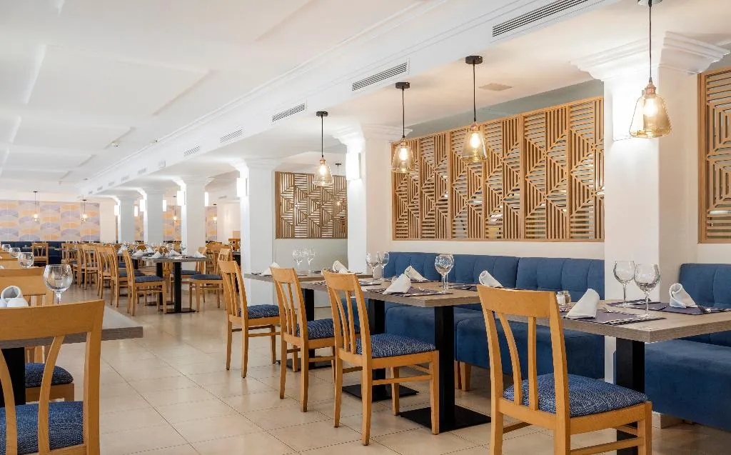 Restaurant, Universal Hotel Bikini, Majorca