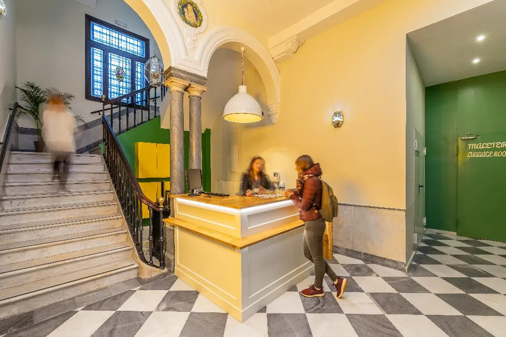 Lobby, JOY Plaza de armas, Seville