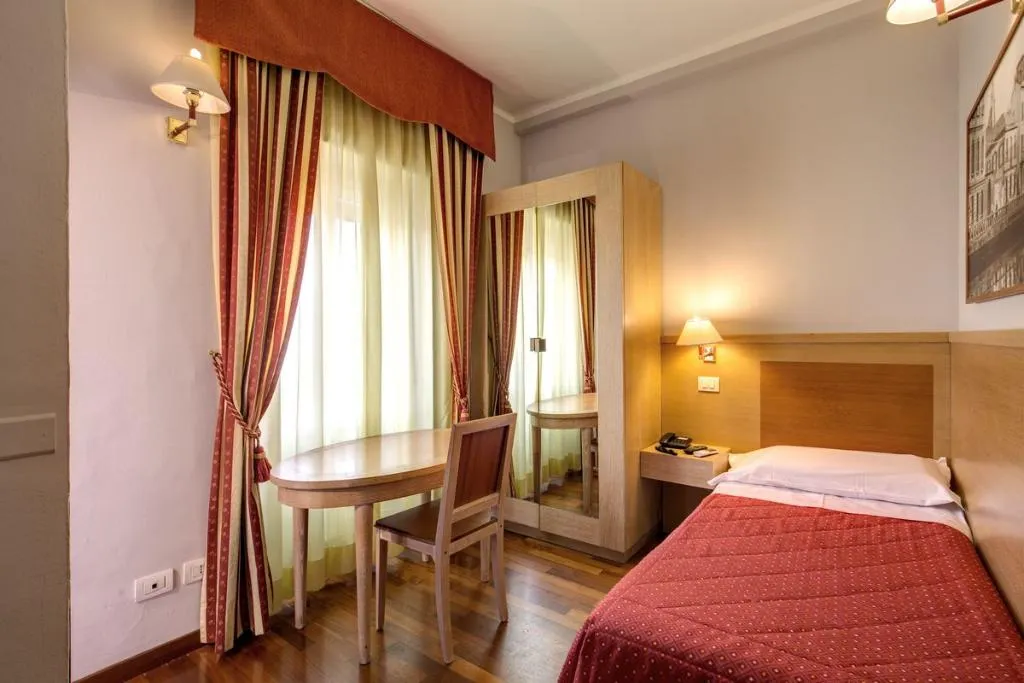 SINGLE STANDARD Room, Hotel Rio, Milan