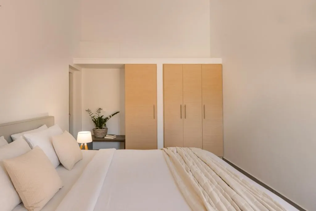 SINGLE GARDEN VIEW Room, Century Resort, Corfu